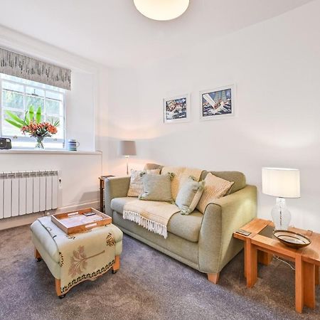 Tramontane Apartment At Hesketh Crescent Torquay Kültér fotó