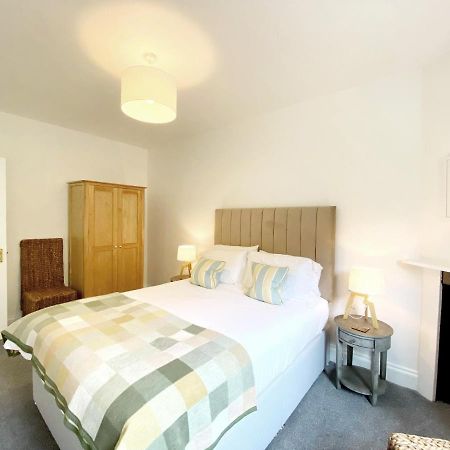 Tramontane Apartment At Hesketh Crescent Torquay Kültér fotó