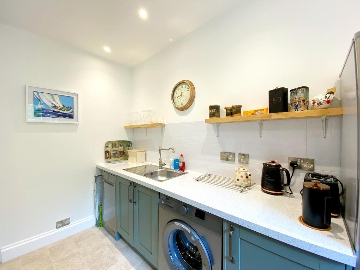 Tramontane Apartment At Hesketh Crescent Torquay Kültér fotó