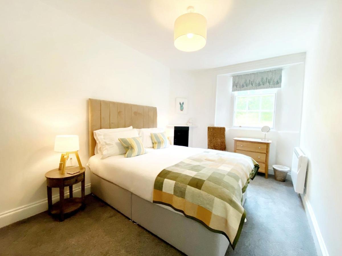 Tramontane Apartment At Hesketh Crescent Torquay Kültér fotó
