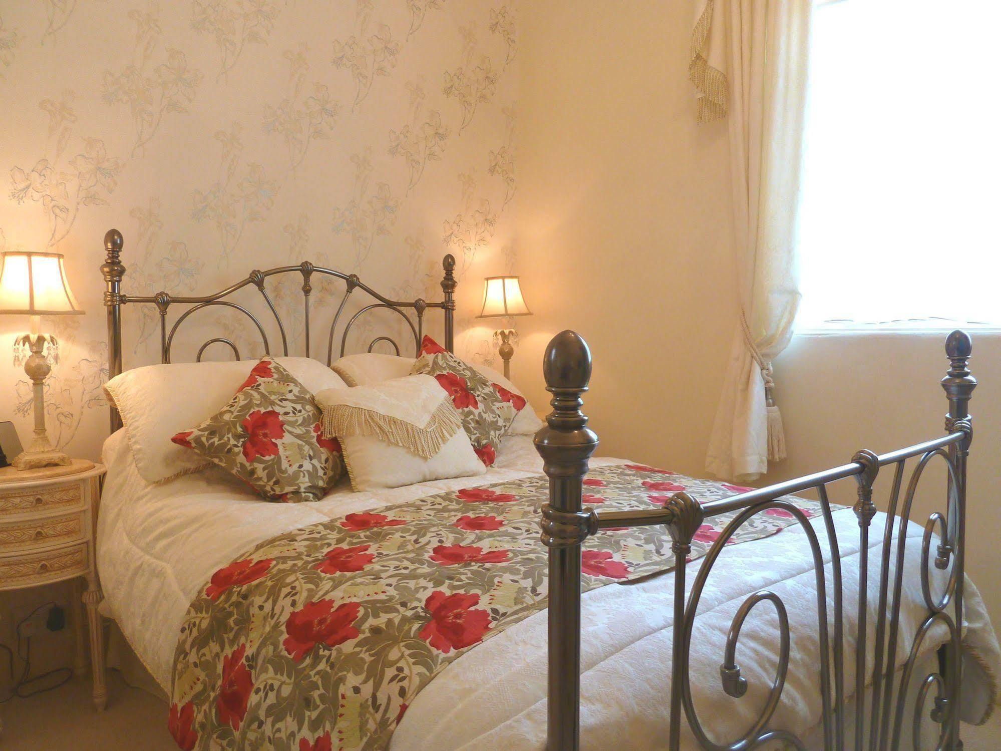 Tramontane Apartment At Hesketh Crescent Torquay Kültér fotó