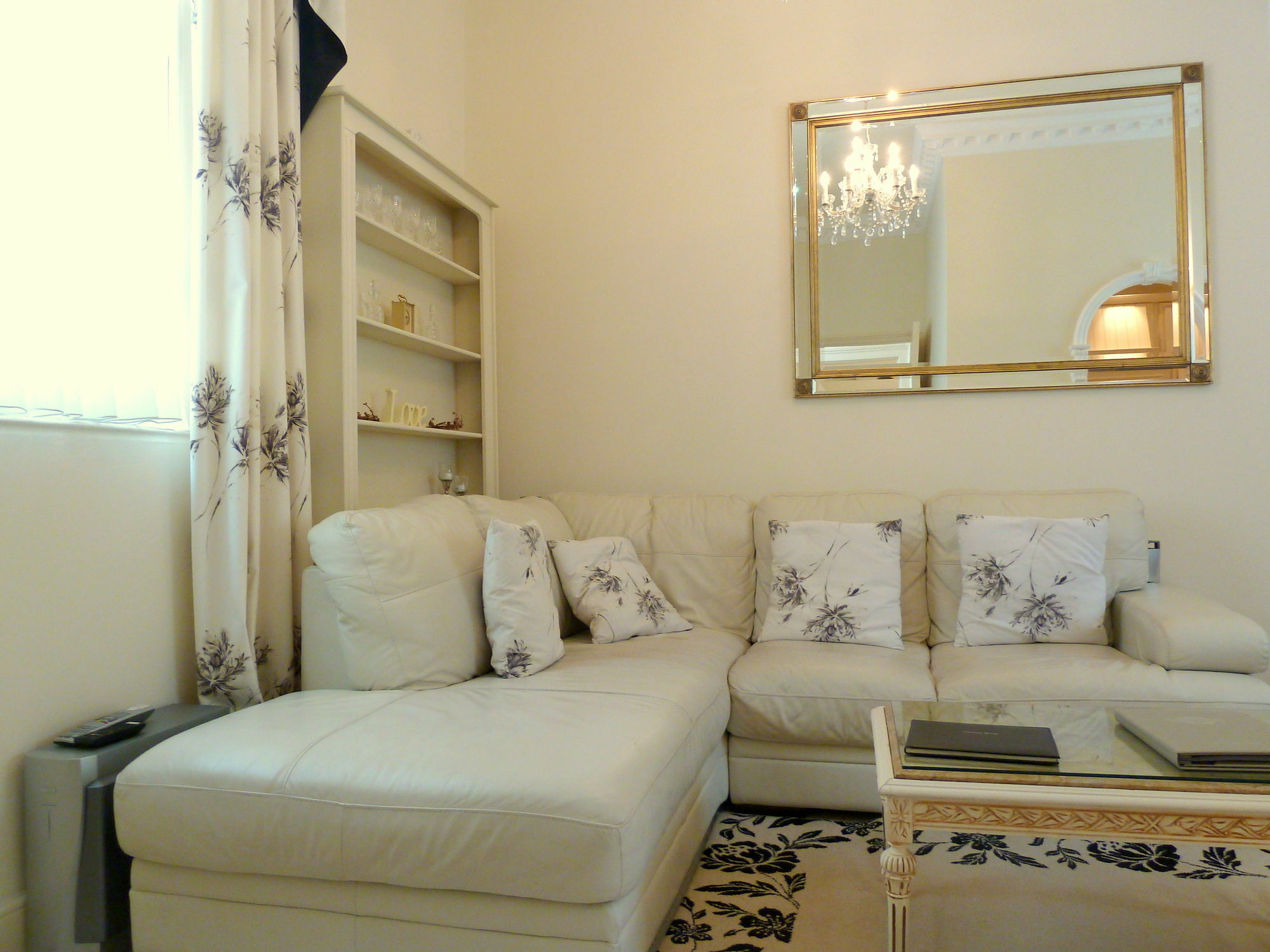 Tramontane Apartment At Hesketh Crescent Torquay Kültér fotó
